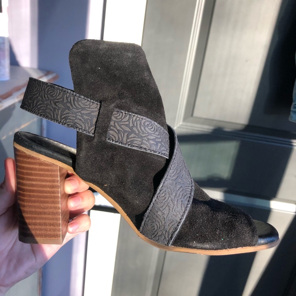 Size 7 Black Strappy Booties